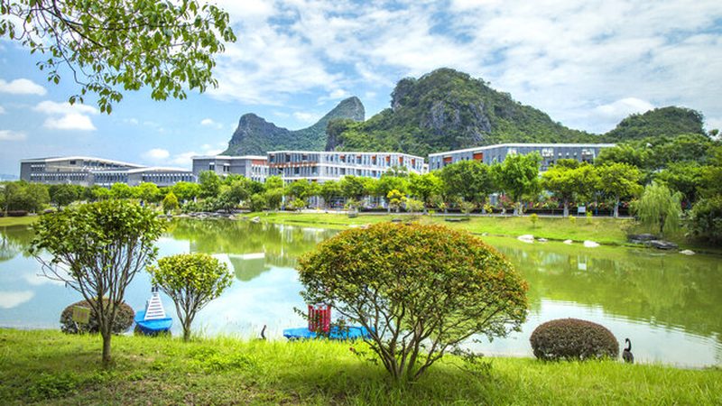 耐温连接器选型要点：如何确保连接稳定可靠**
